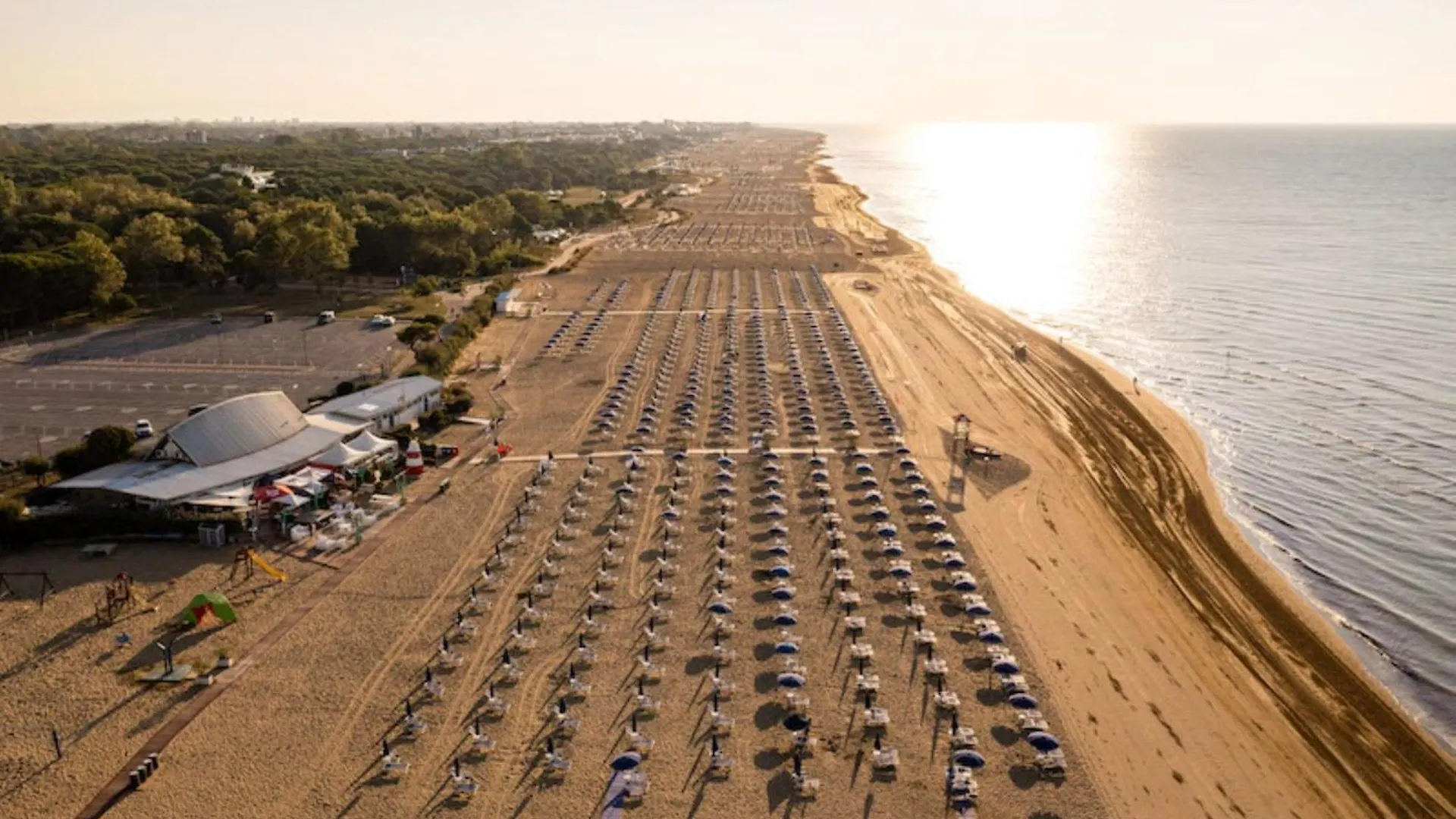 Cozy Flat With Amazing Seaview In Bibione Apartment
